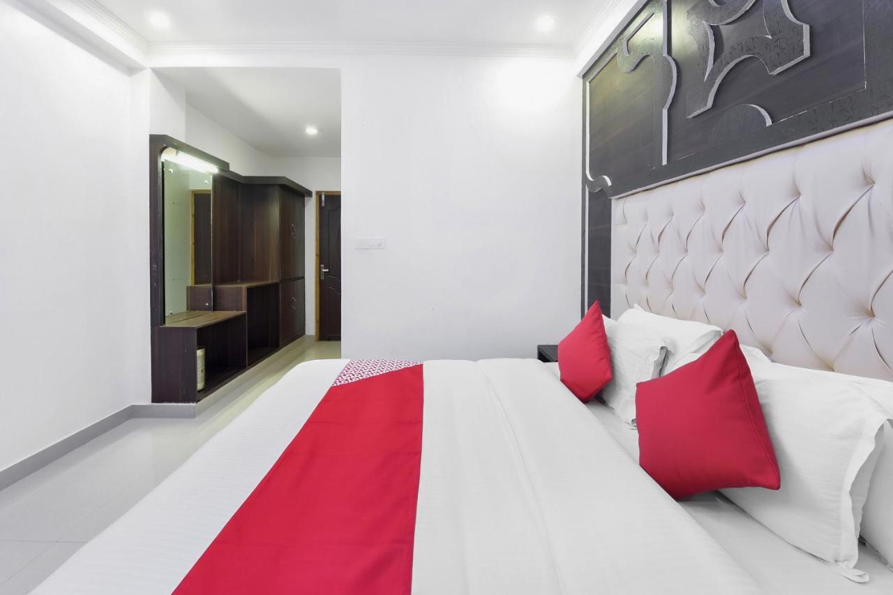 Oyo 23533 Mount View Hotel Kullu Exterior photo